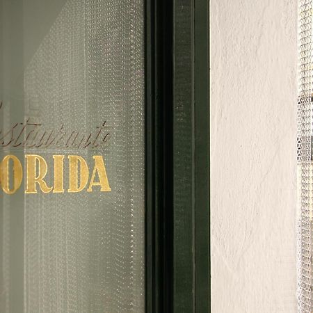 Hostal La Florida Llança Exteriér fotografie