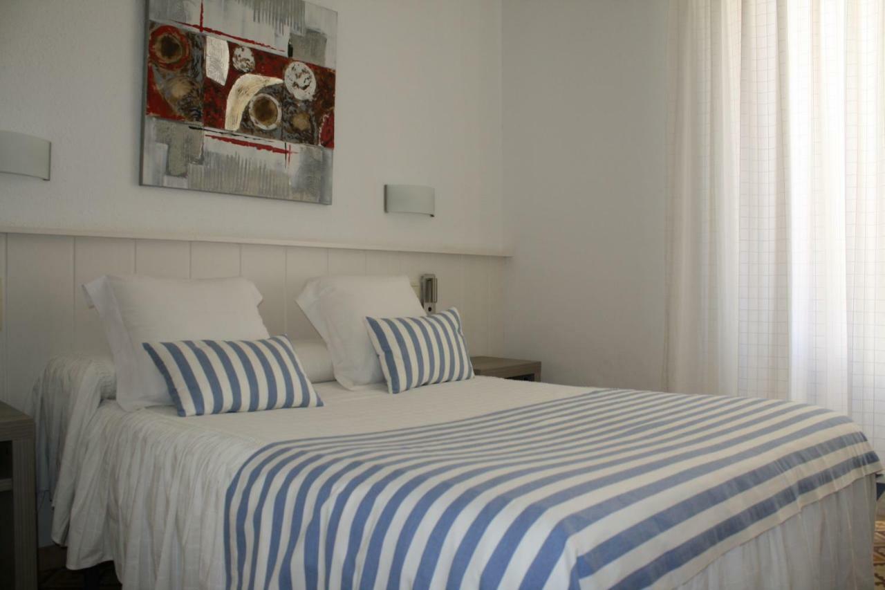 Hostal La Florida Llança Exteriér fotografie